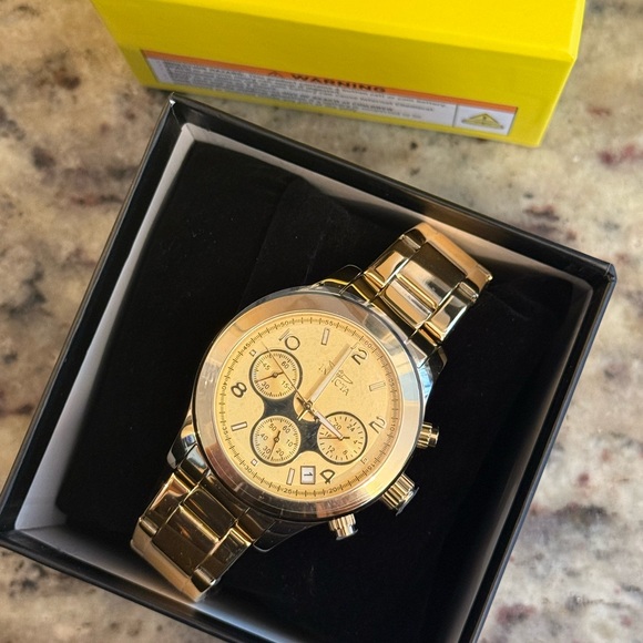 NWT in box Invicta Gold angel 38mm Women's Watch - Picture 6 of 6